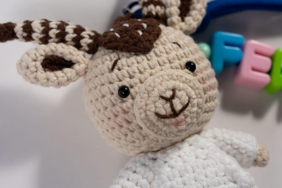 OLLIE - CROCHET KEYCHAIN